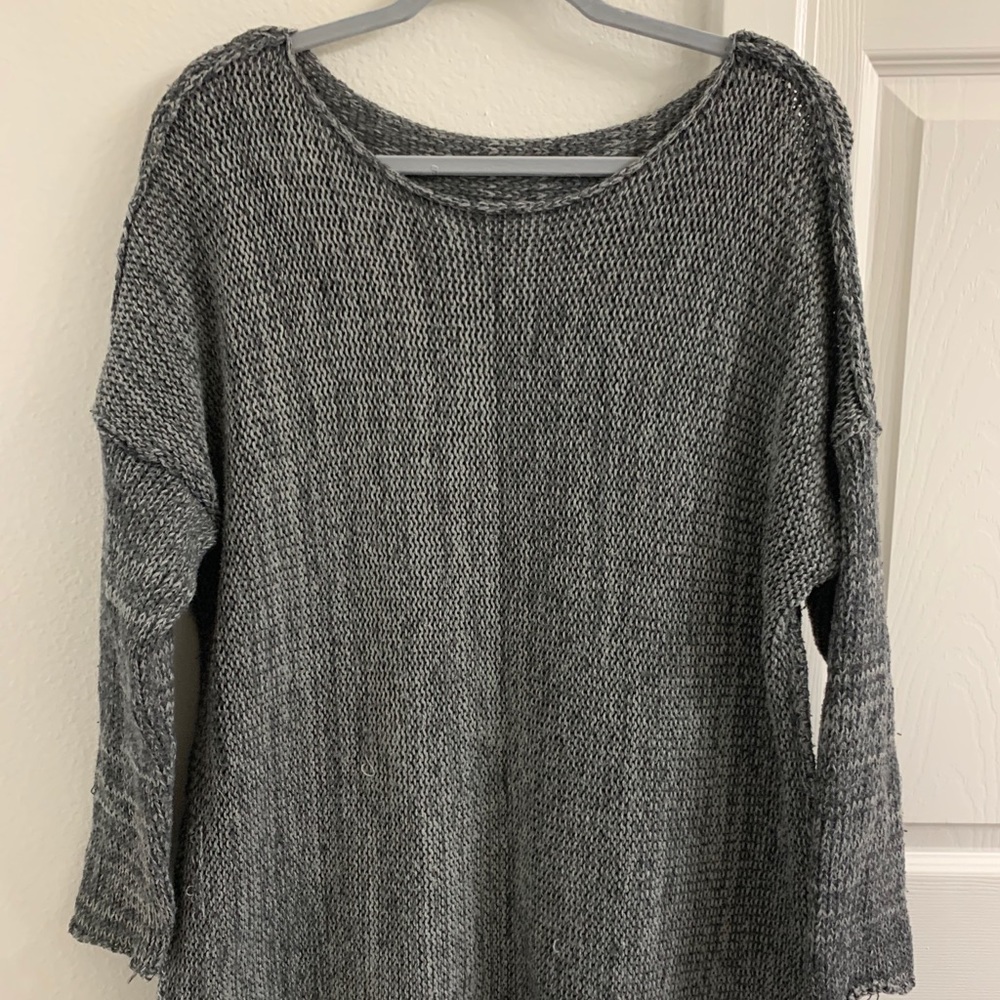 Oversized Women’s sweater size Large